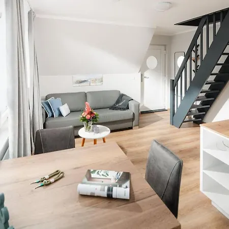 Jolle Comfortable Holiday Botel